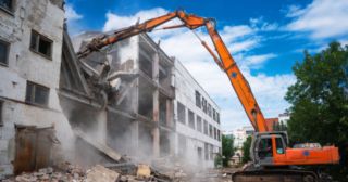 Промышленный демонтаж зданий Севастополь, цена от 2982 руб.