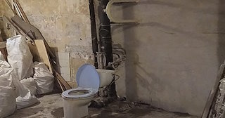Демонтаж сантехкабины в панельном доме - цена от 1047 рублей | Сварной-Свс